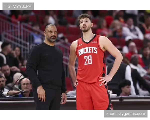 申京不满判罚与主帅乌度卡相继被驱逐